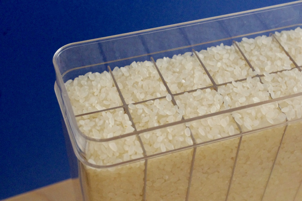 カップなしで1度に12合のお米が量れる 山崎実業 Tower の新作米びつ Wappa